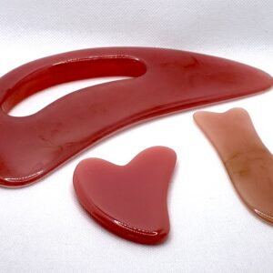 gua sha sæt rosa af hård plast